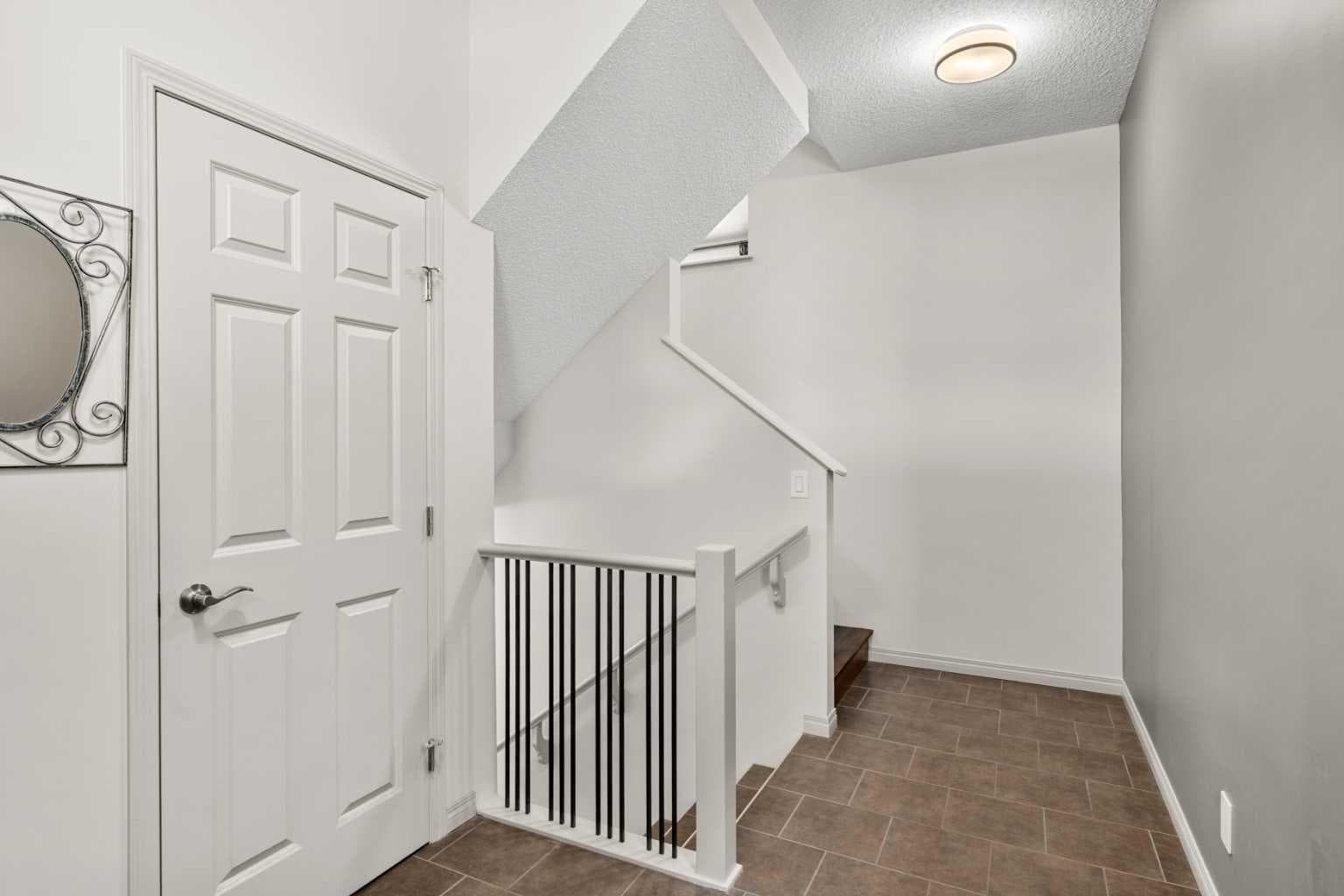 158 Skyview Point Crescent NE — photo 4