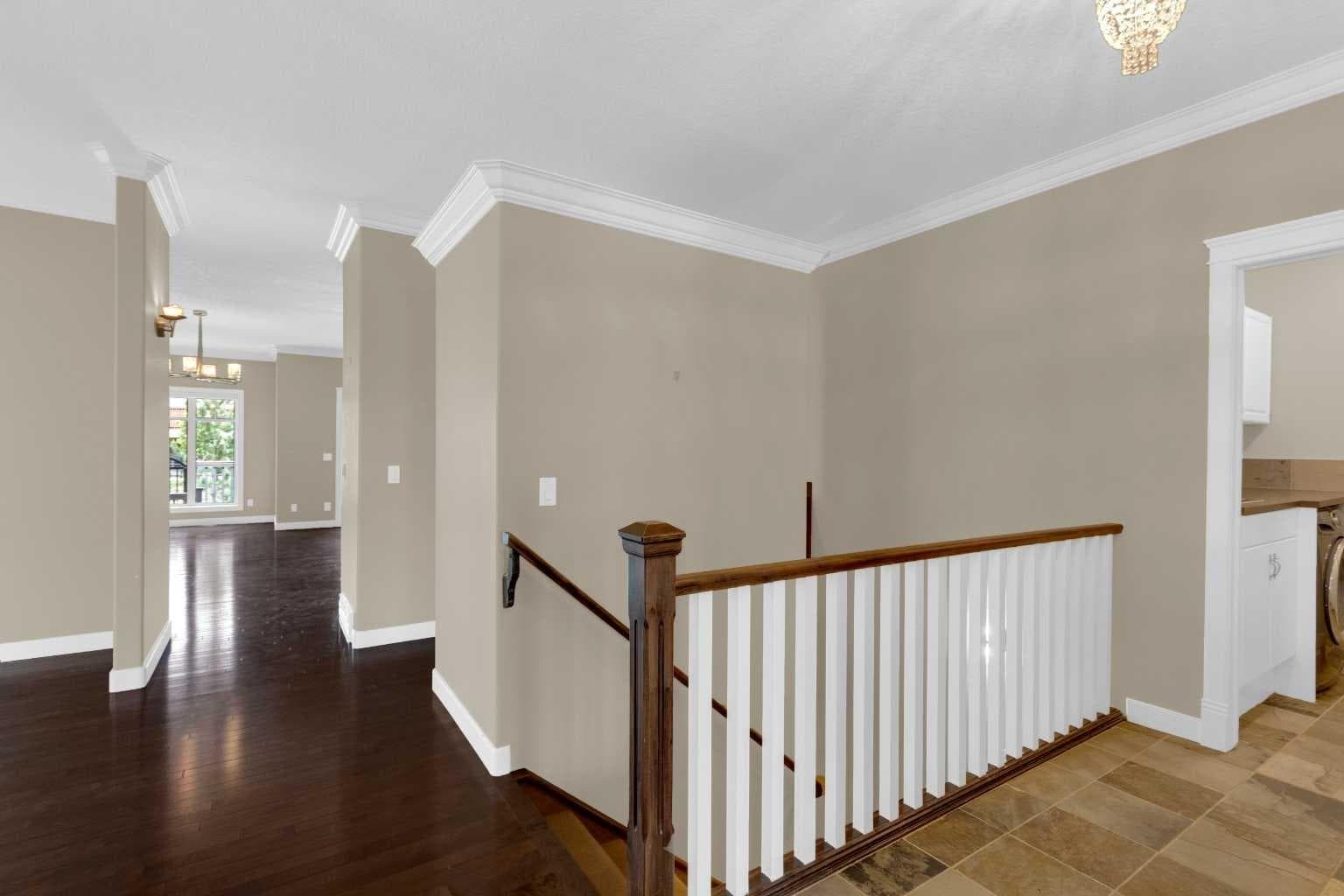 8 Bridle Estates Manor SW — photo 3