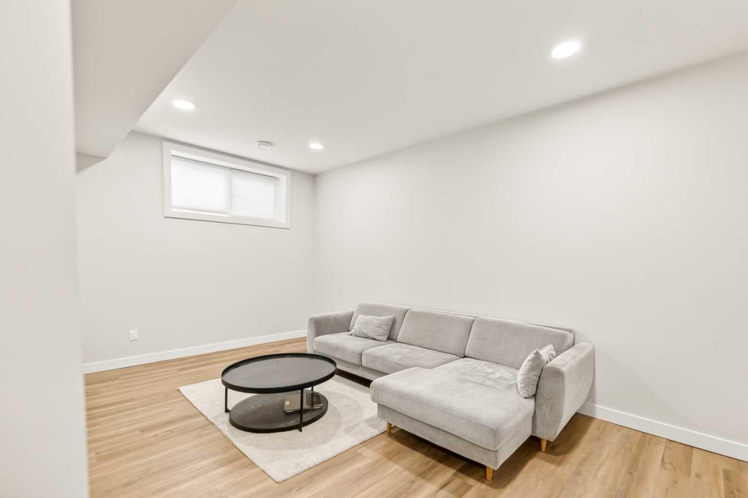 12 Vincent Gate — photo 4