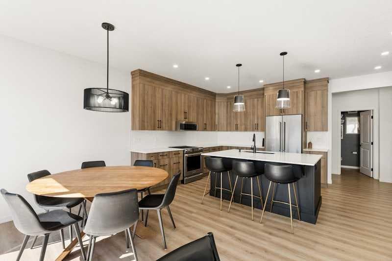 20 Wolf Creek Street SE — photo 5