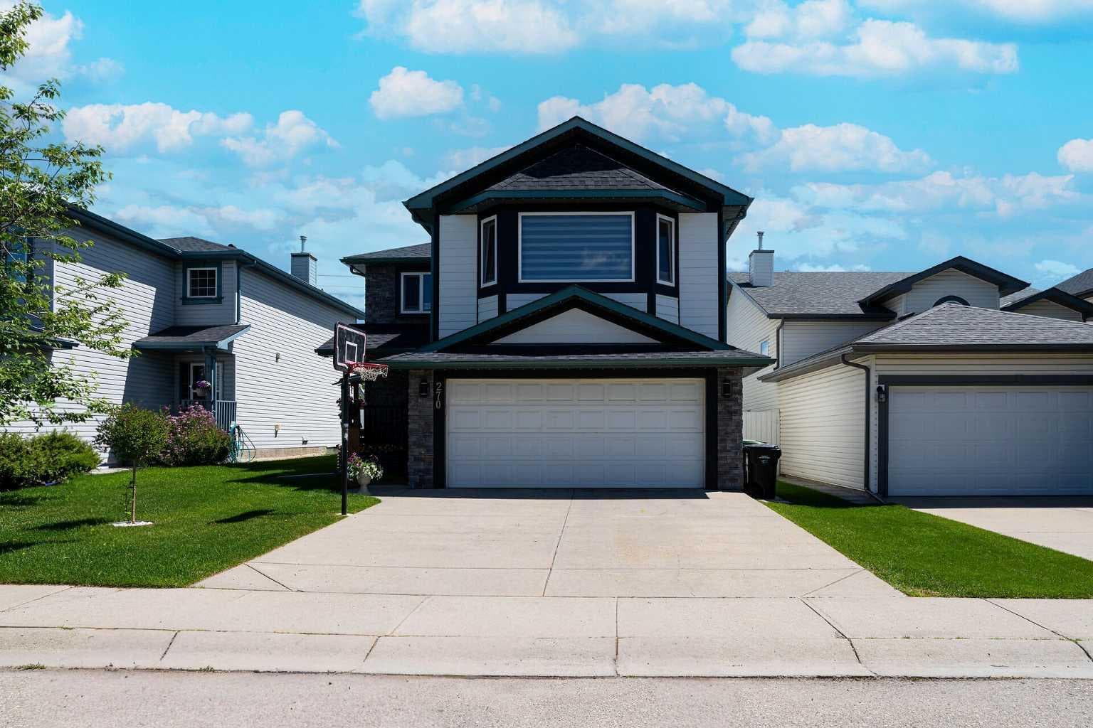 270 Somerside Park SW — photo 2