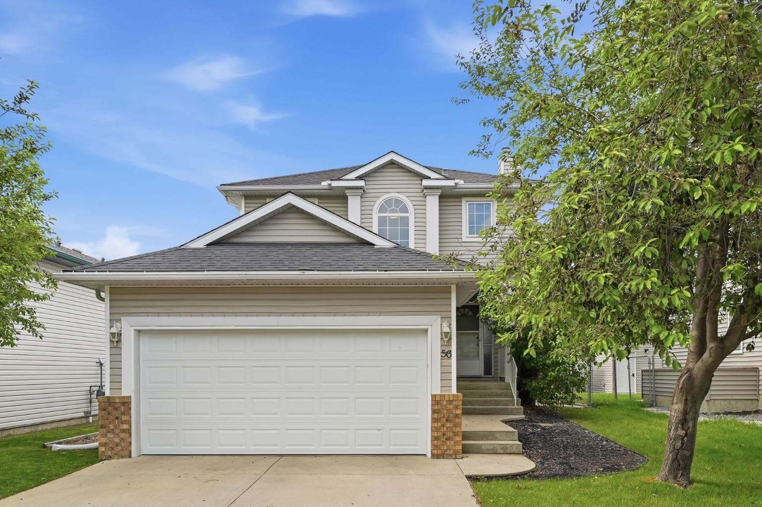56 Silver Creek Boulevard — photo 1