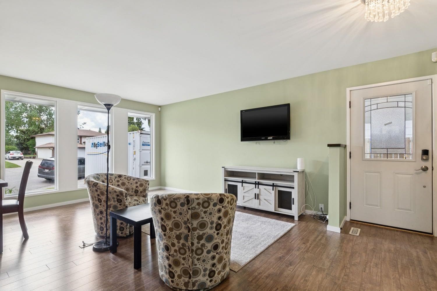 28 Cantrell Bay SW — photo 4