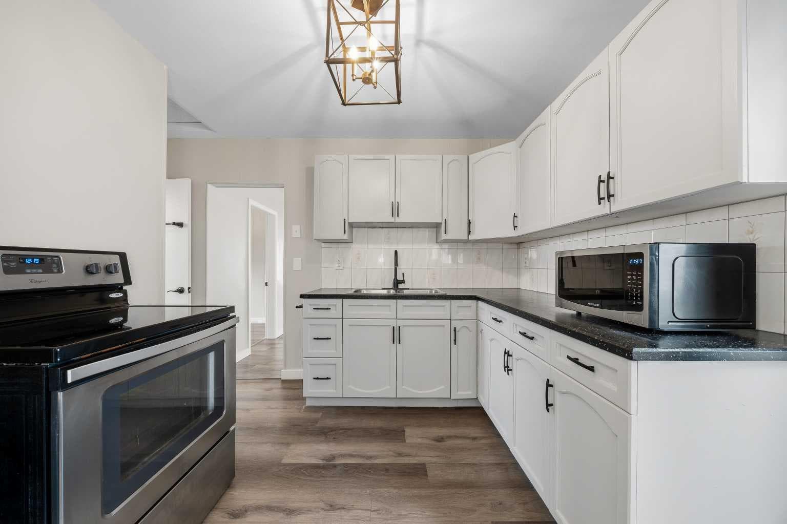 3807 1 Street NE — photo 5
