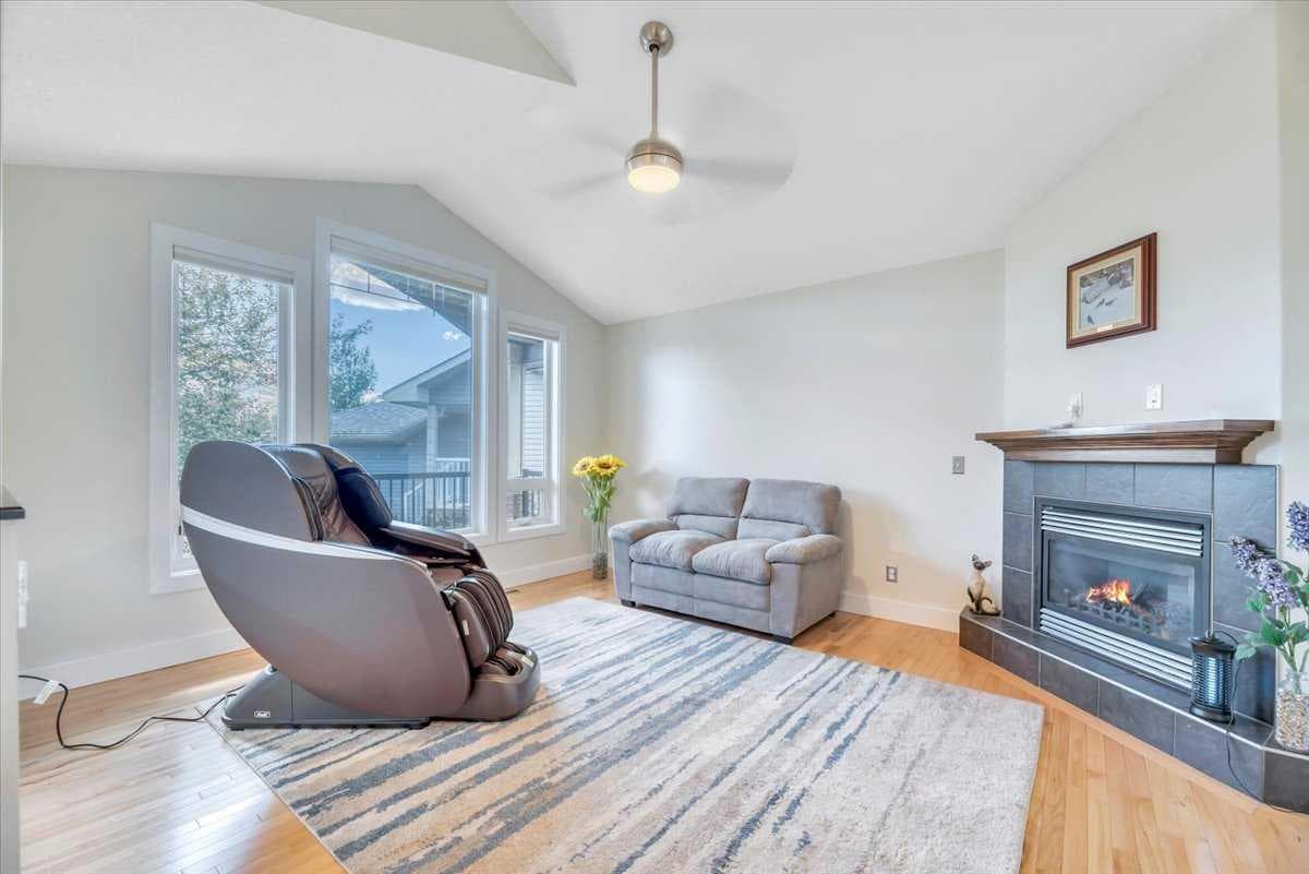 188 Aspen Creek Crescent — photo 5