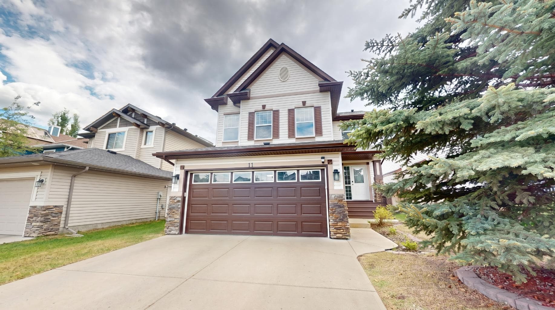 11 Chapala Way SE — photo 2