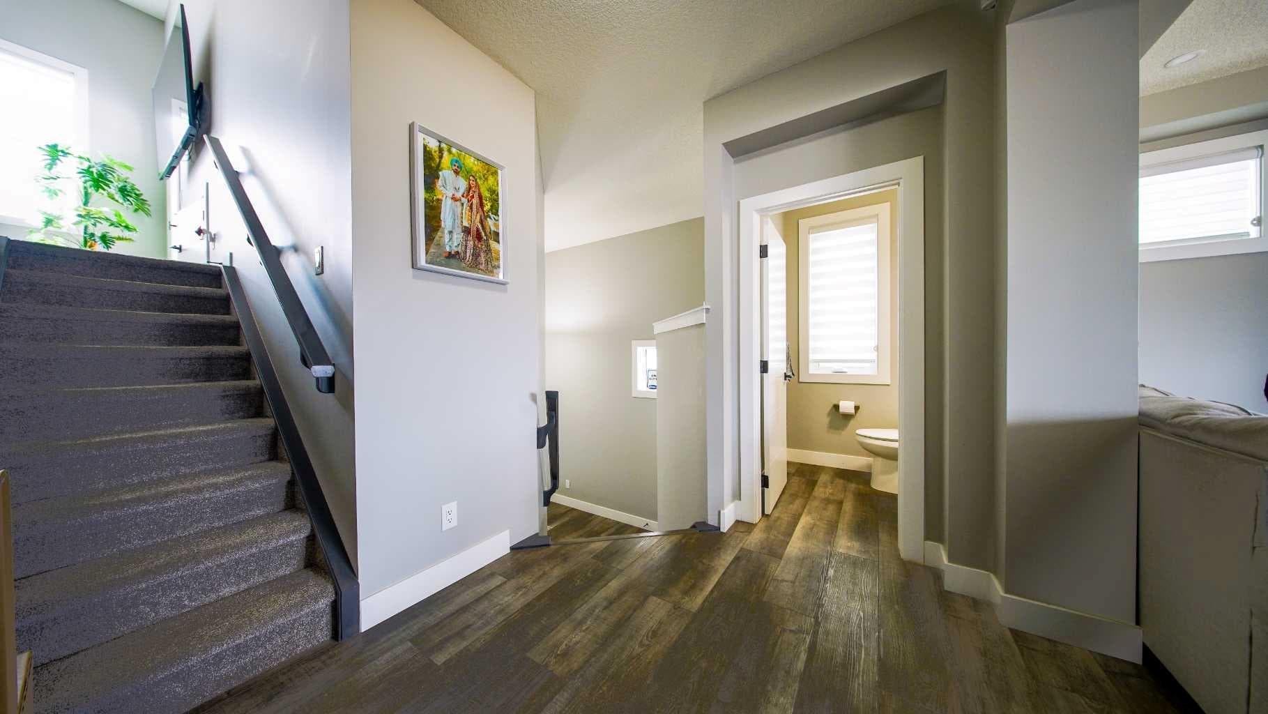 74 Carrington Crescent NW — photo 4