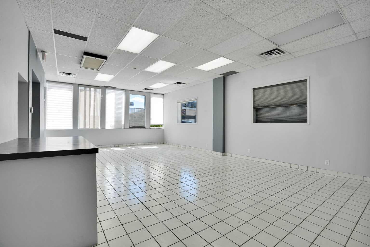 1350 11 Avenue SW — photo 3