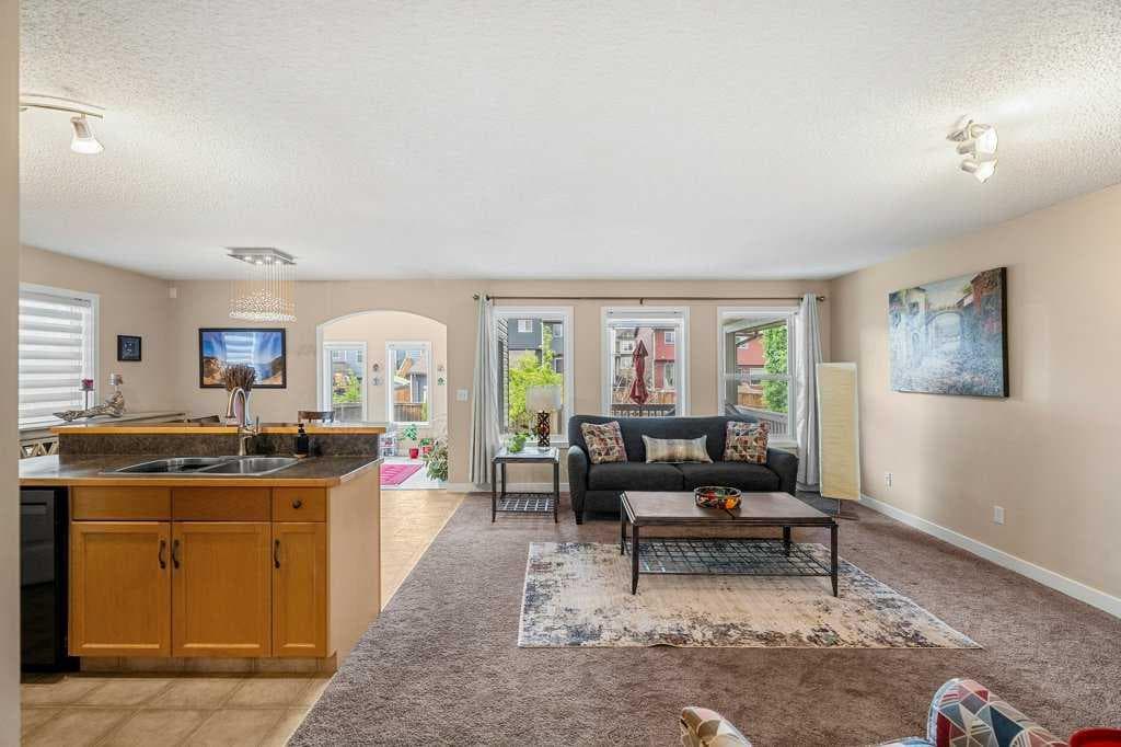 140 Panamount Circle NW — photo 4