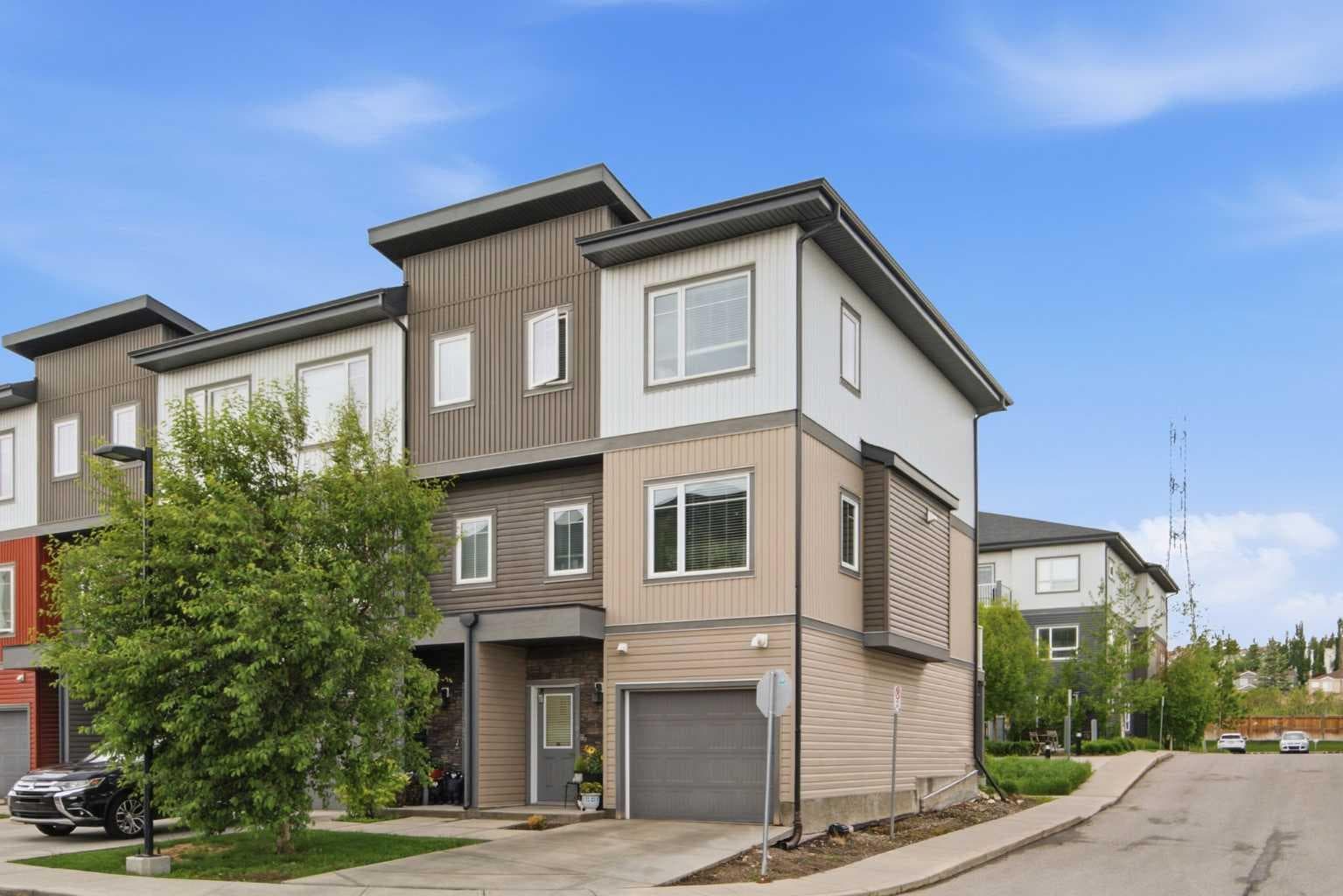 2101, 5305 32 Avenue SW — photo 4