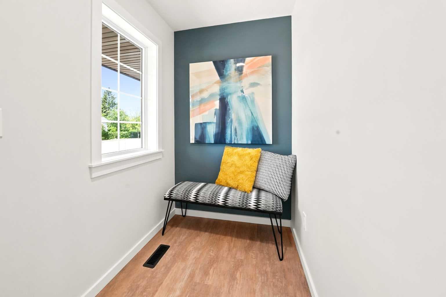 5131 52 Street — photo 3