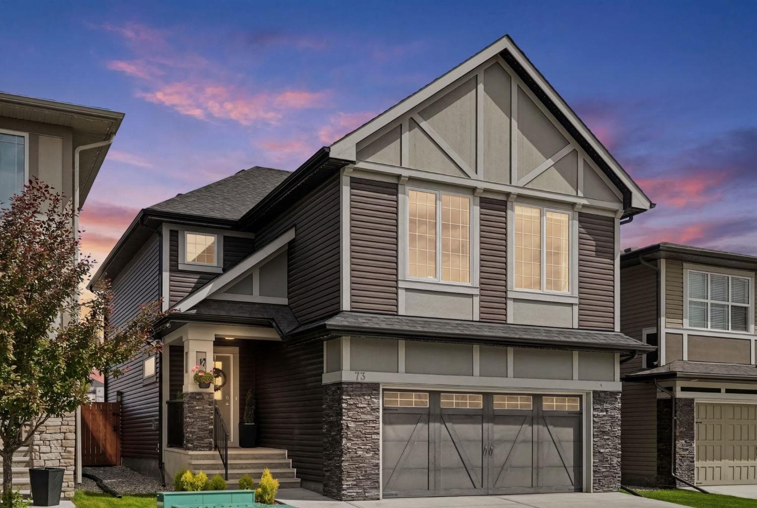 73 Mount Rae Heights — photo 1