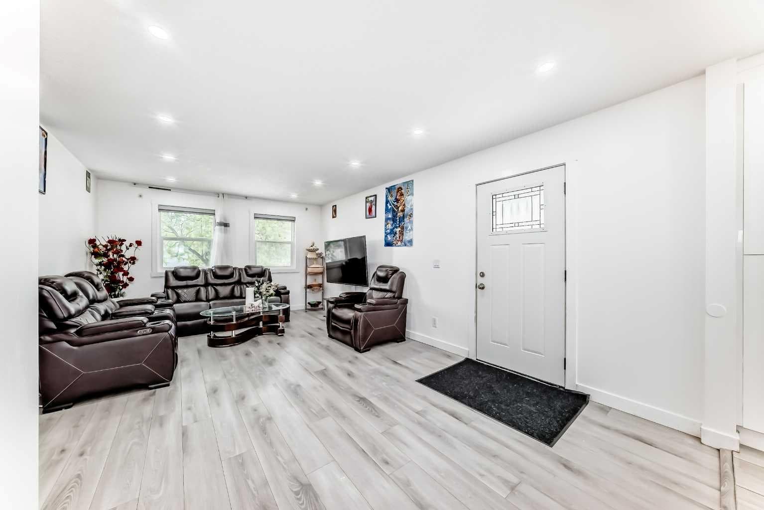 611 Penbrooke Road SE — photo 5