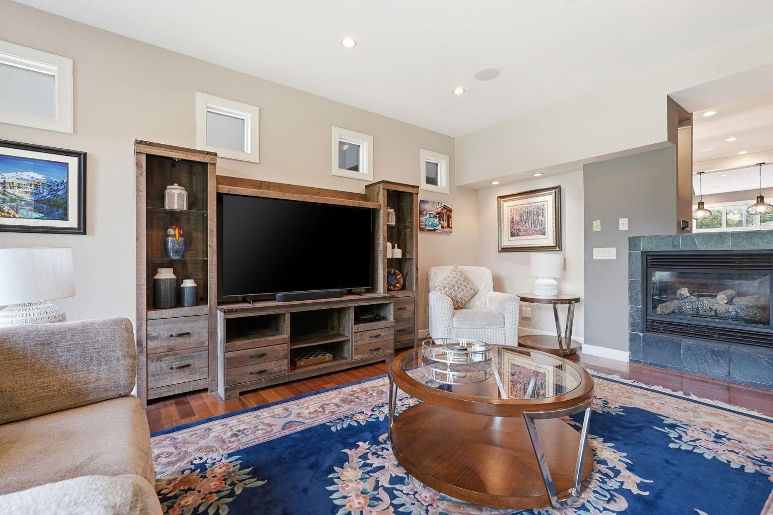 2409 Westmount Road NW — photo 2