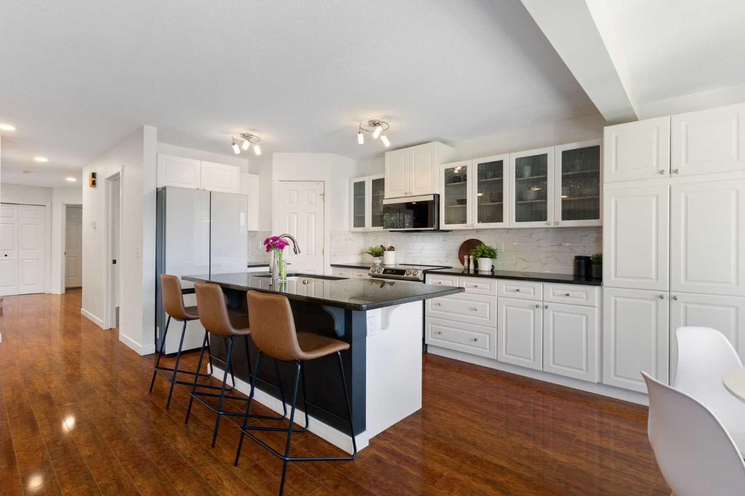 1316 Bayside Avenue SW — photo 1