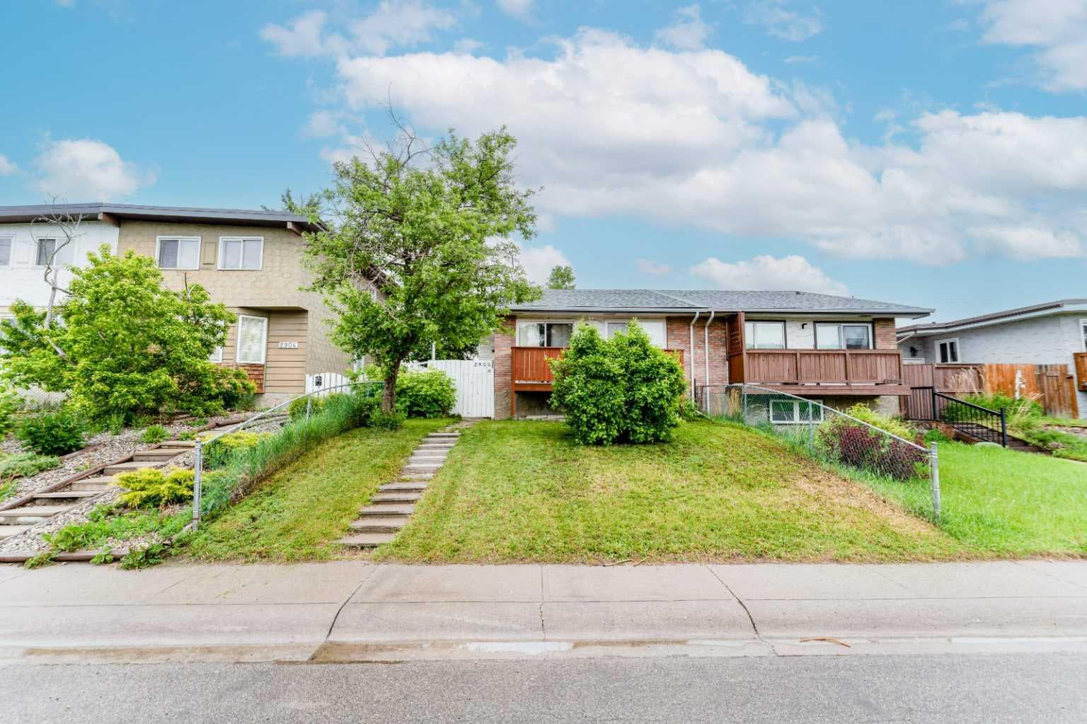 2906 Doverville Crescent SE — photo 1