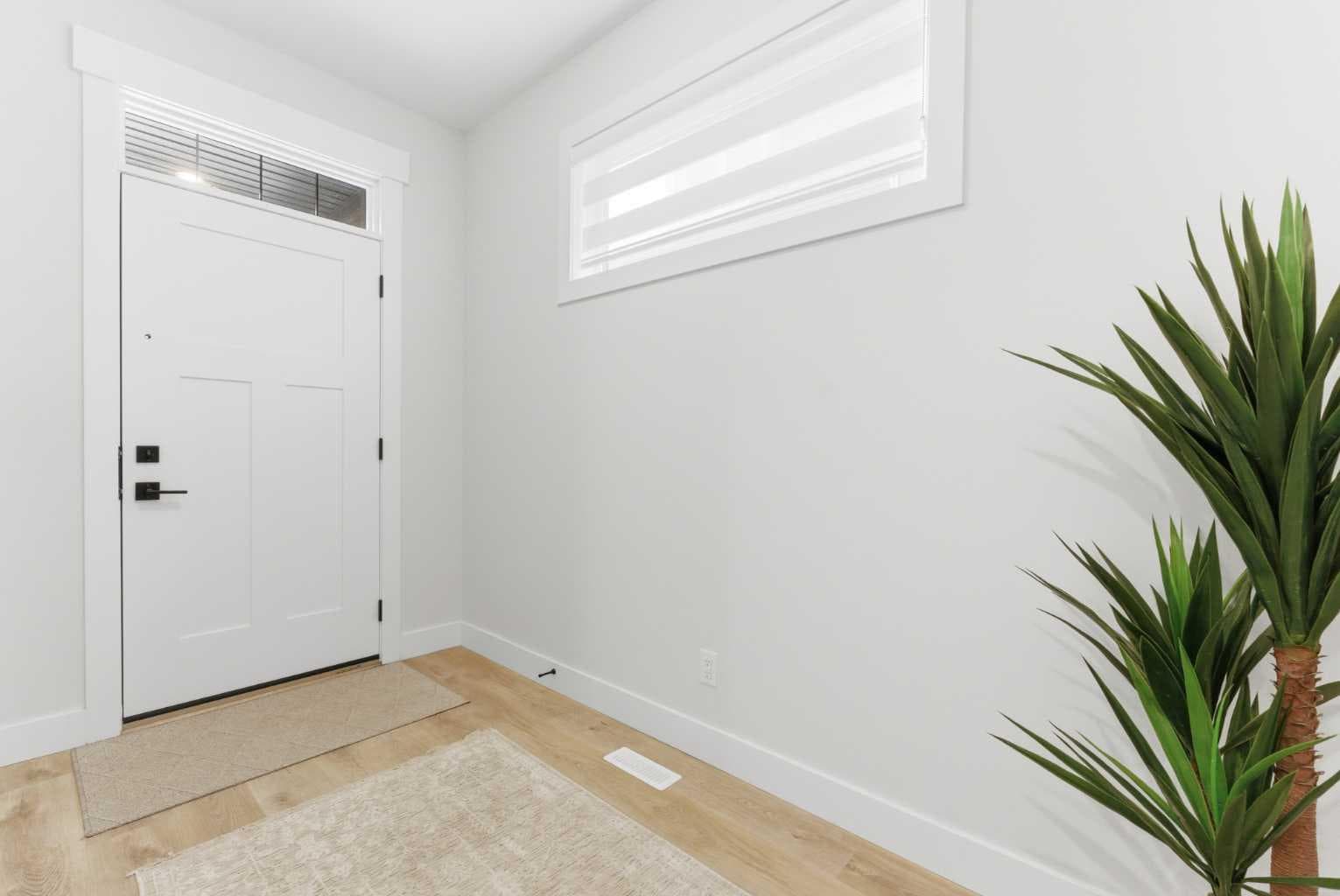 377 Magnolia Way SE — photo 2