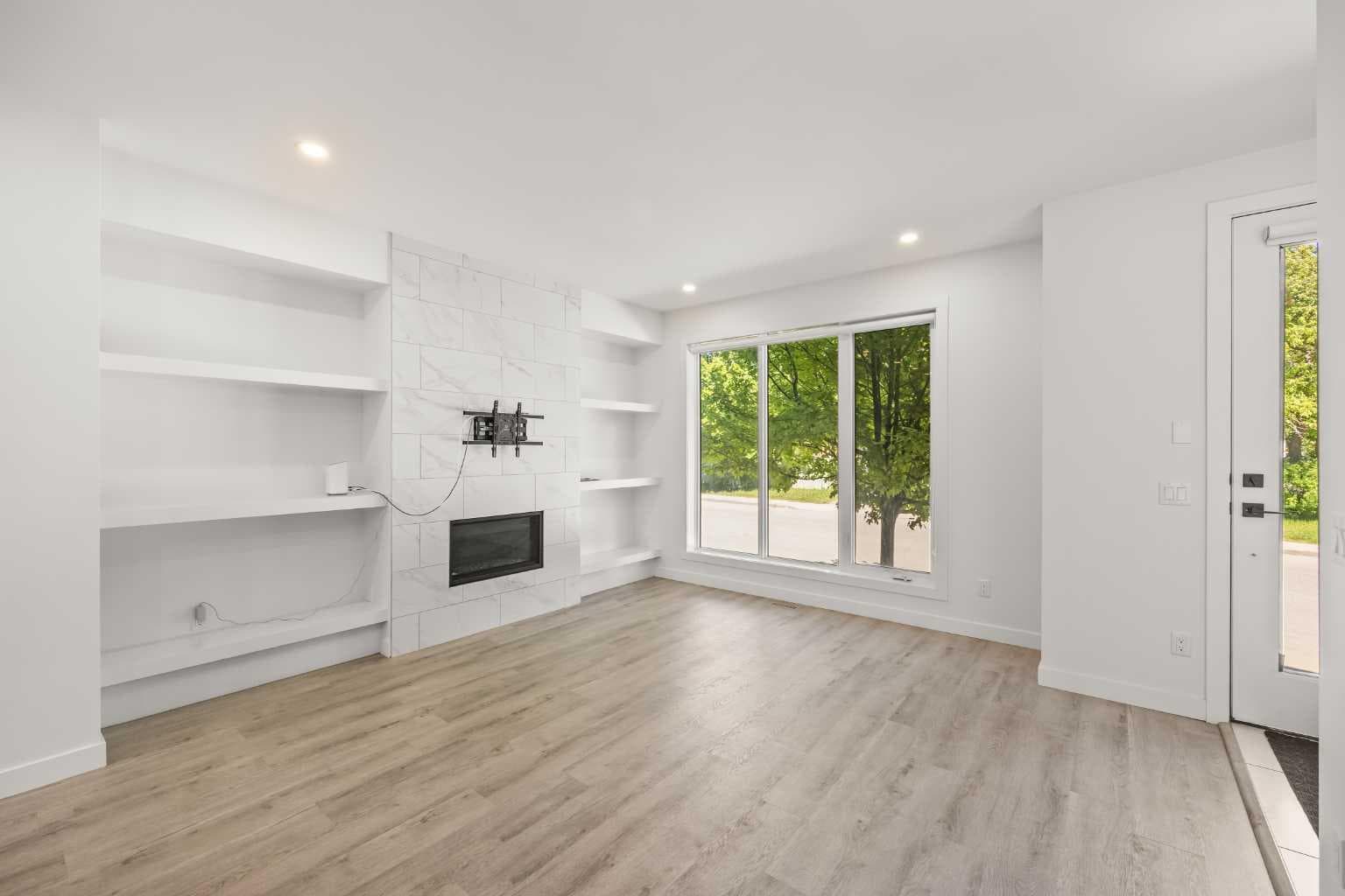 2105 5 Street NW — photo 4