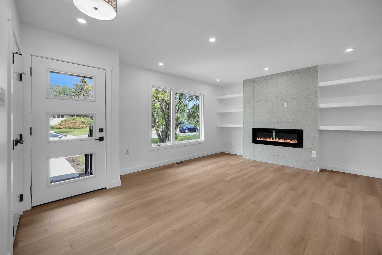 419 Acadia Drive SE — photo 4