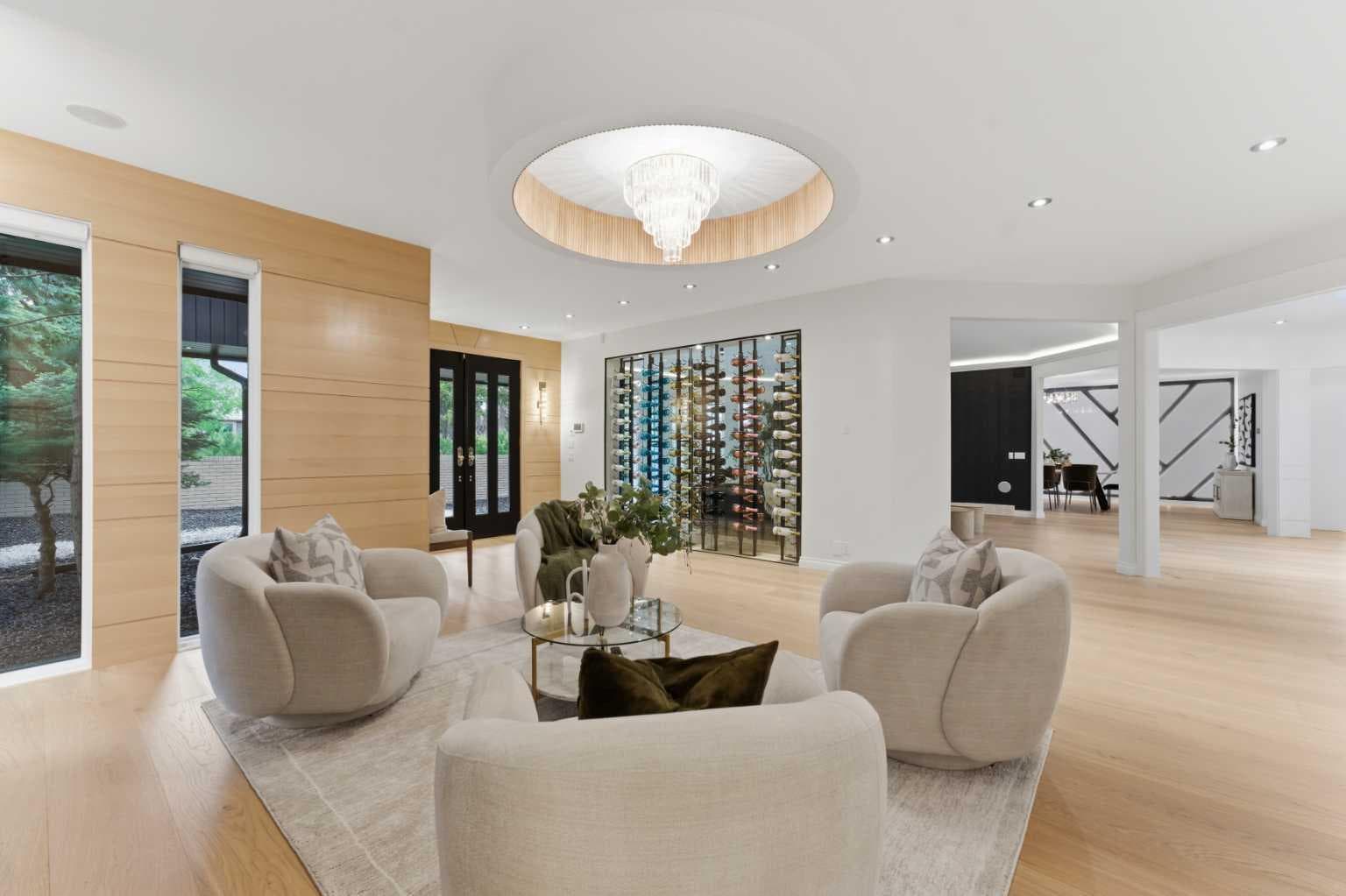 79 Bel-Aire Place SW — photo 3