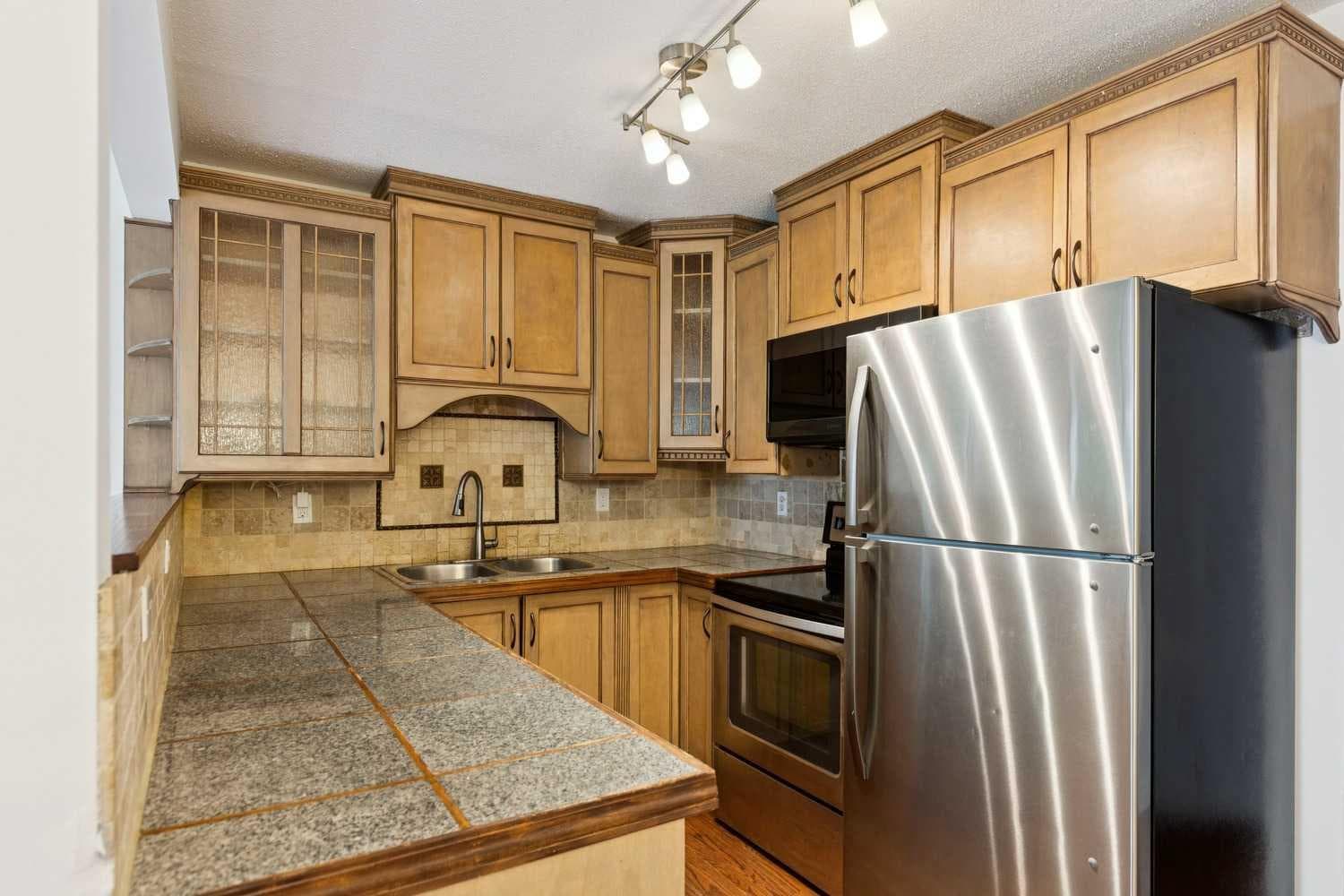 902 Harvest Hills Drive NE — photo 4