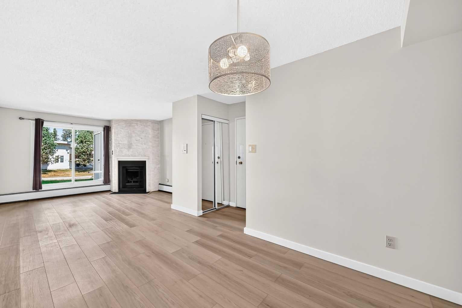 6102, 315 Southampton Drive SW — photo 5