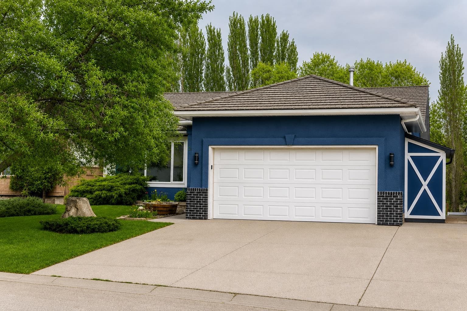 260 Westchester Way — photo 3