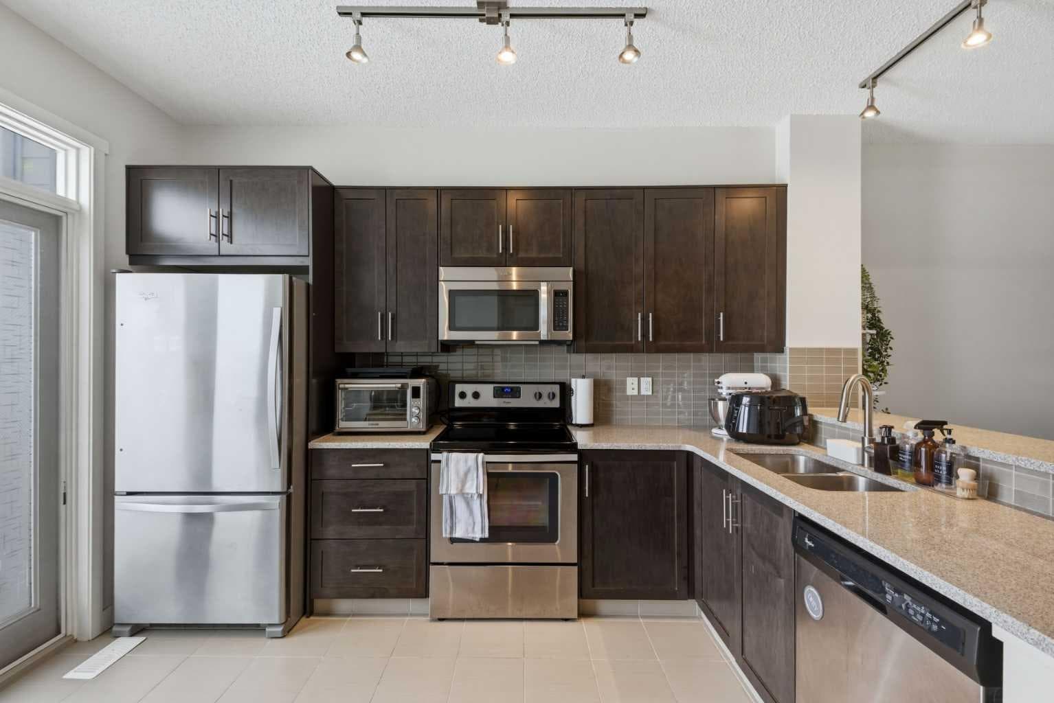 214 Nolanfield Villas NW — photo 3