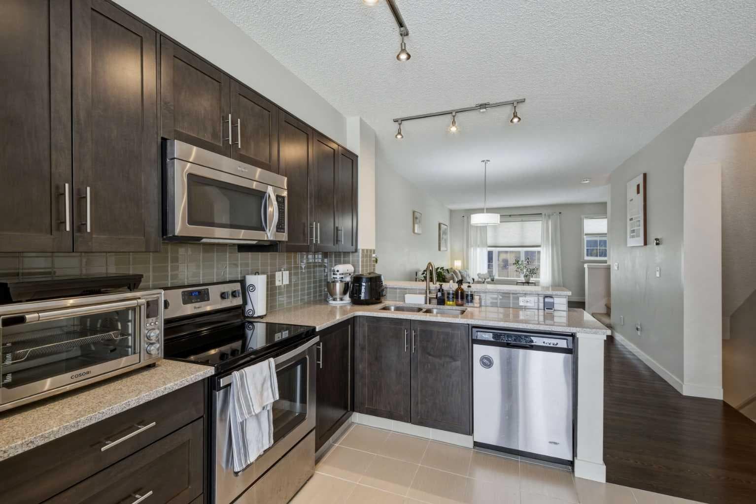 214 Nolanfield Villas NW — photo 5