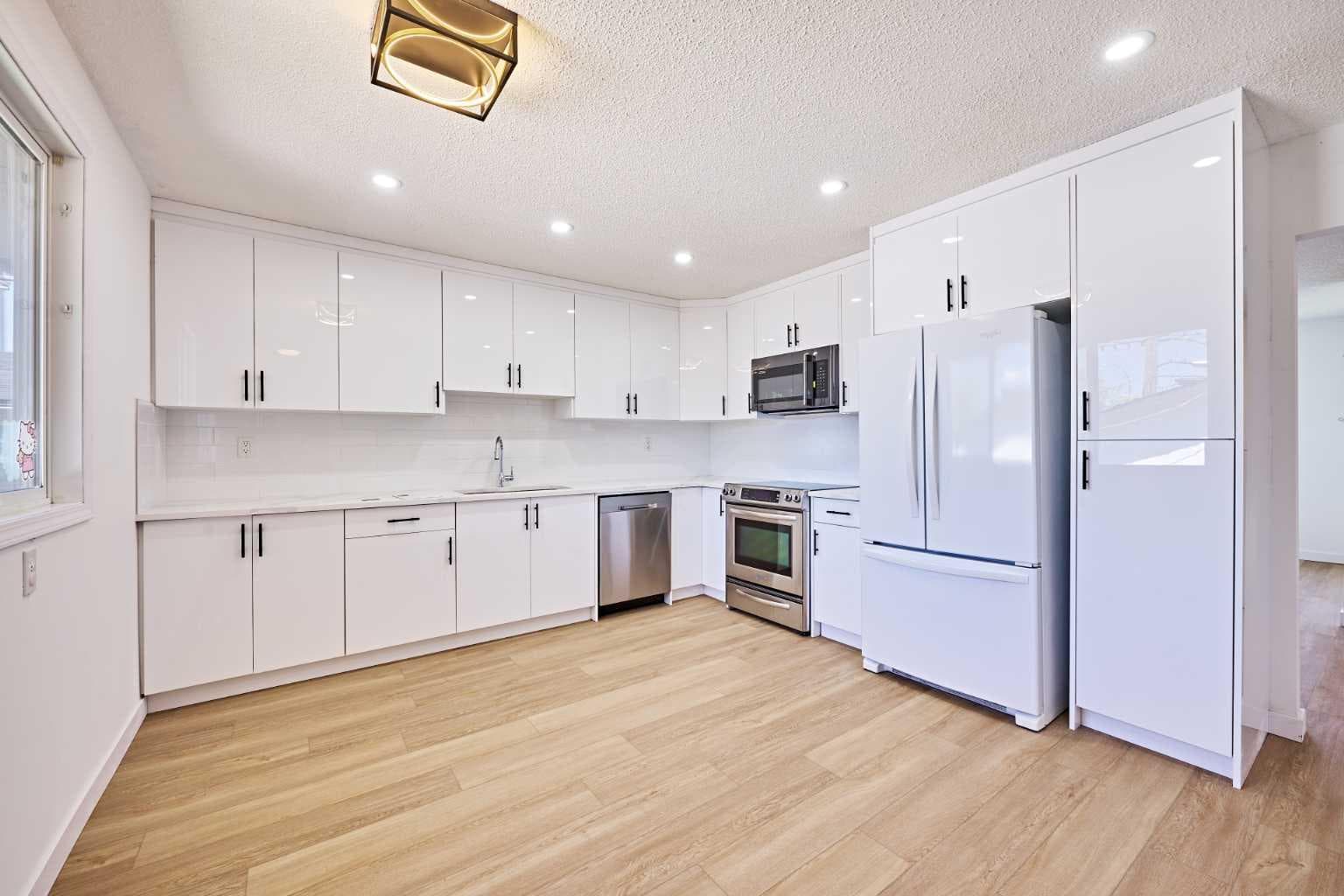 3644 Dover Ridge Drive SE — photo 1