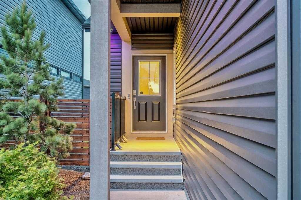 22 Howse Mount NE — photo 2