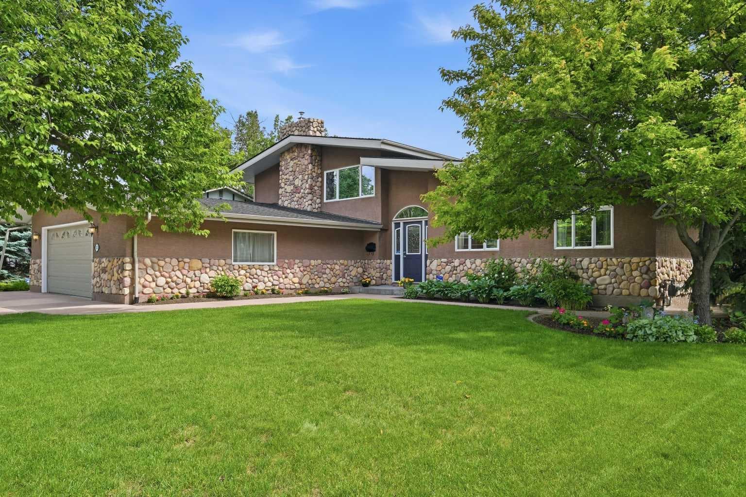 355 Willow Ridge Place SE — photo 1