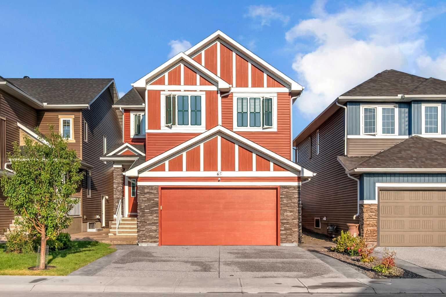 45 Red Sky Green NE — photo 1
