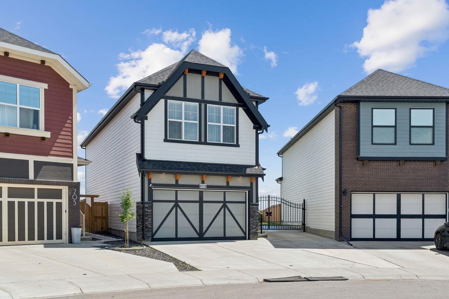 209 Masters Row — photo 2