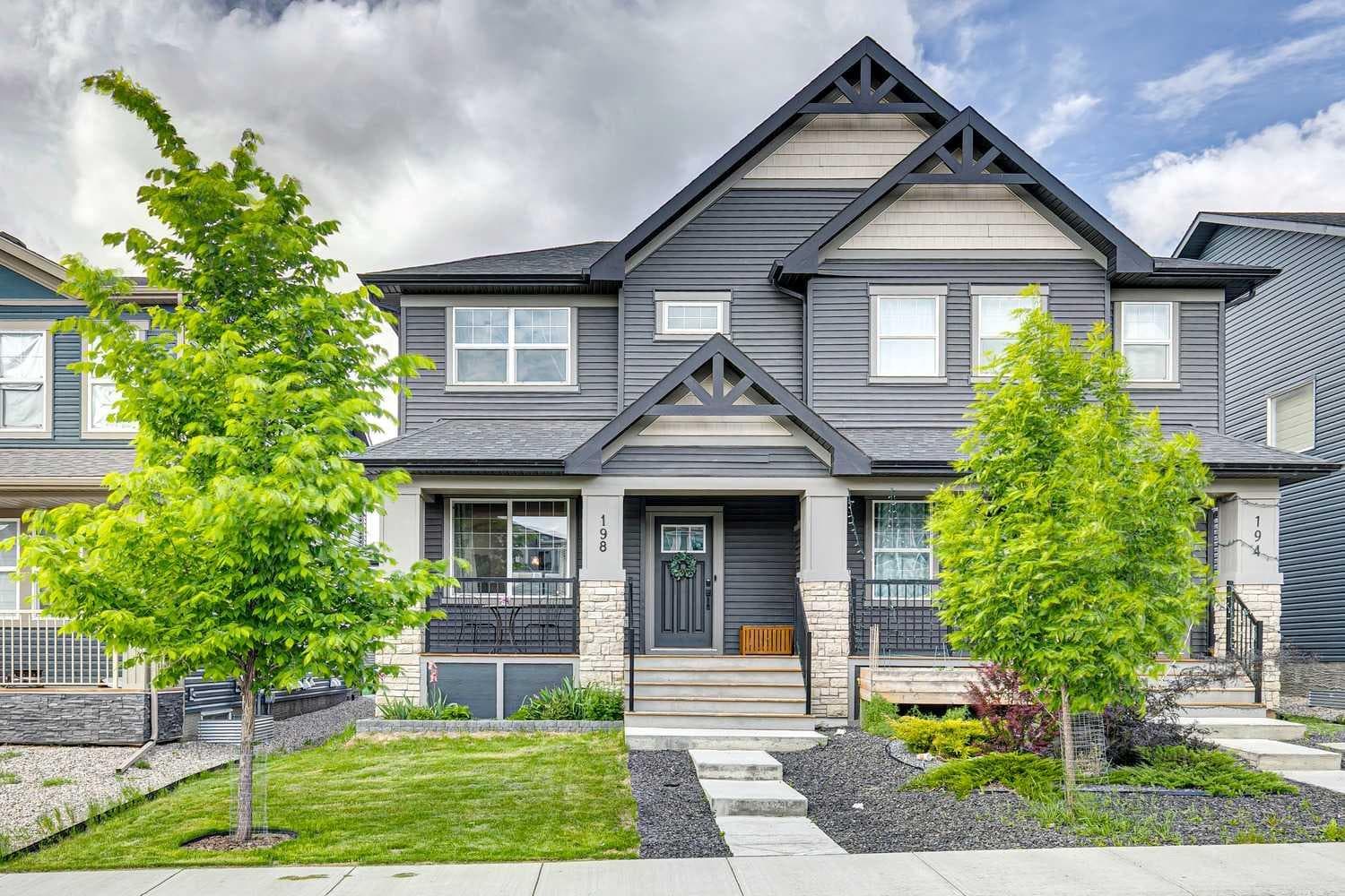 198 Legacy Reach Crescent SE — photo 1
