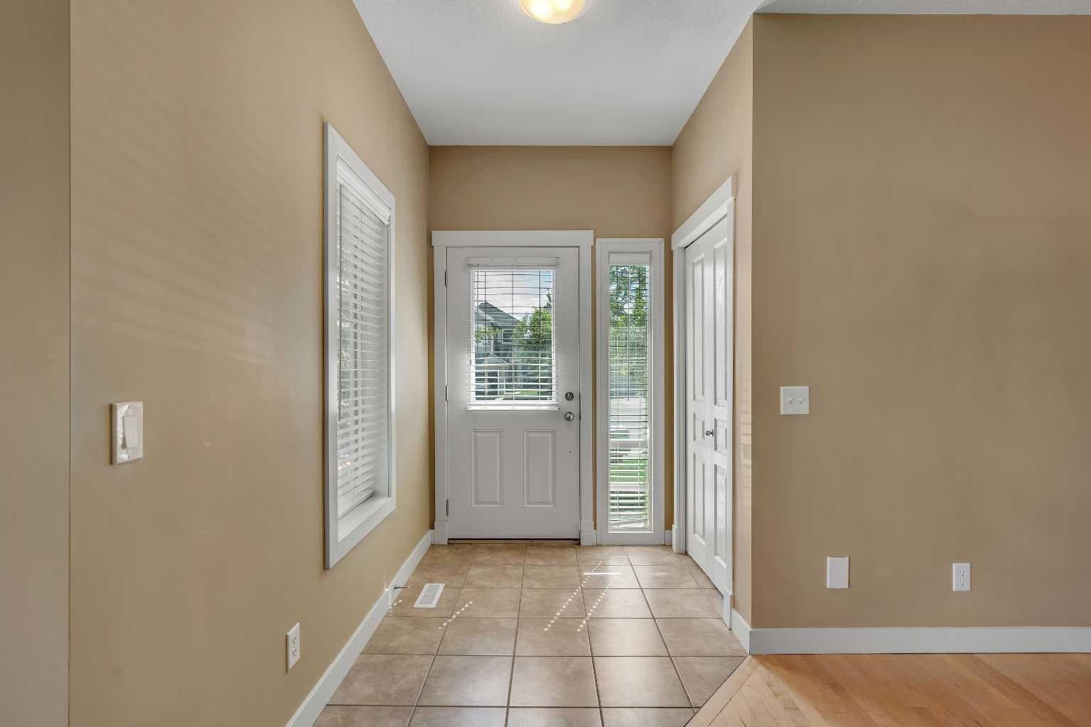 1306, 281 Cougar Ridge Drive SW — photo 3