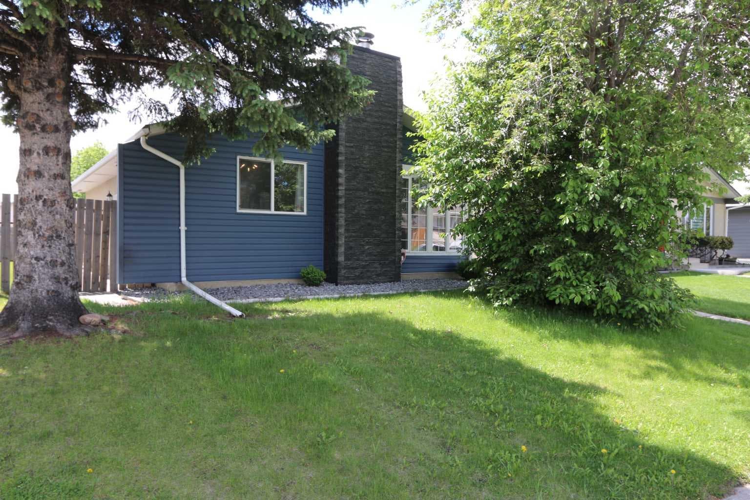 707 Malvern Drive NE — photo 1
