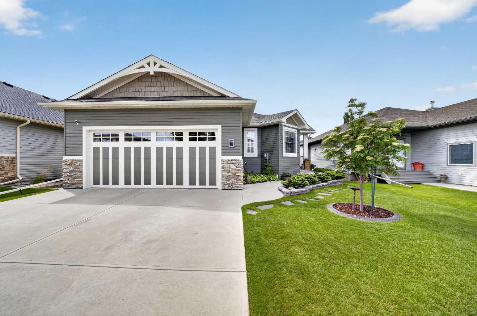 758 Stonehaven Drive — photo 1