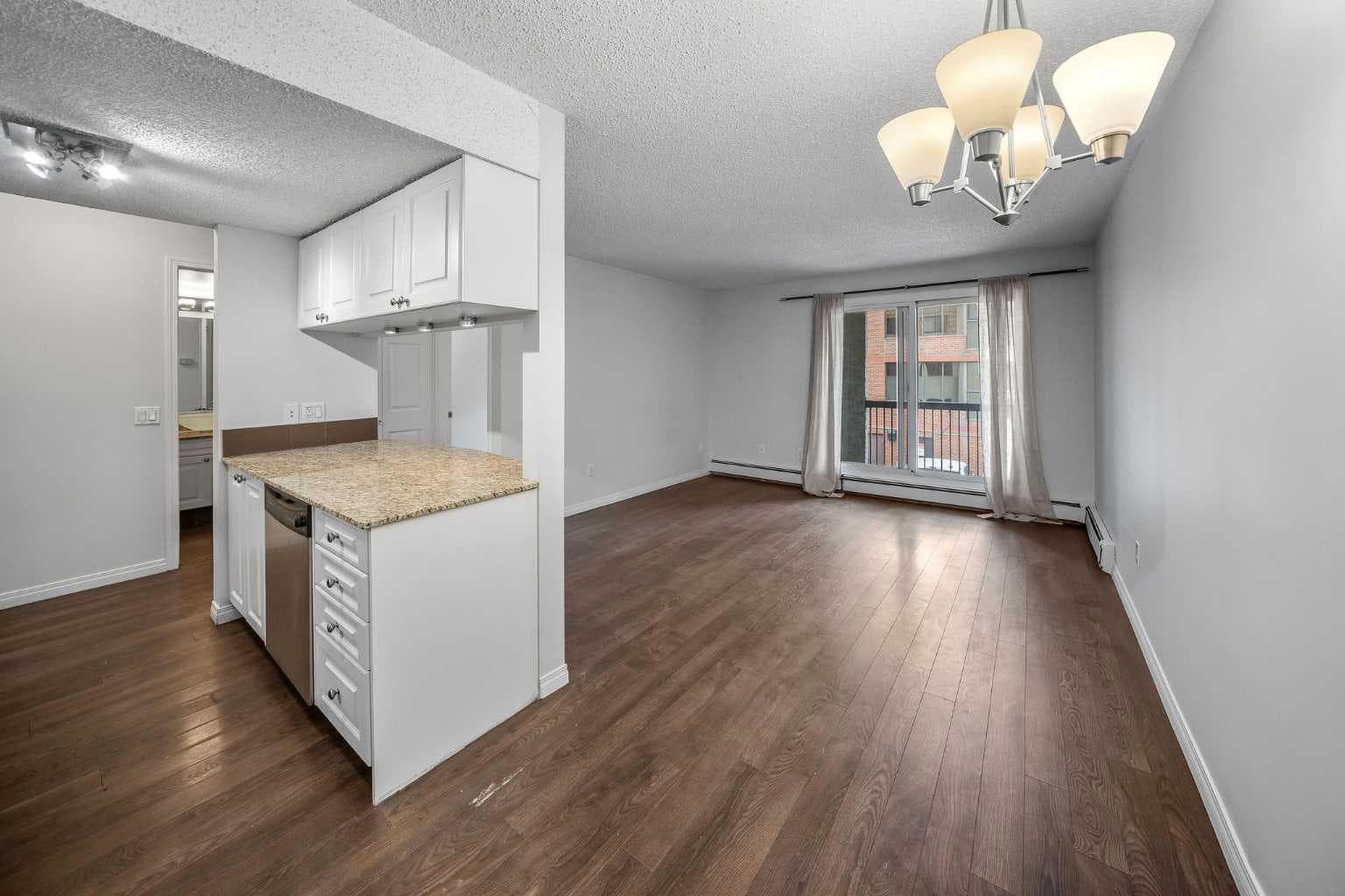205, 305 25 Avenue SW — photo 2
