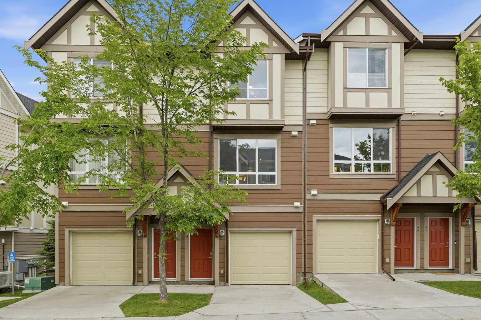 41 Sherwood Lane NW — photo 1
