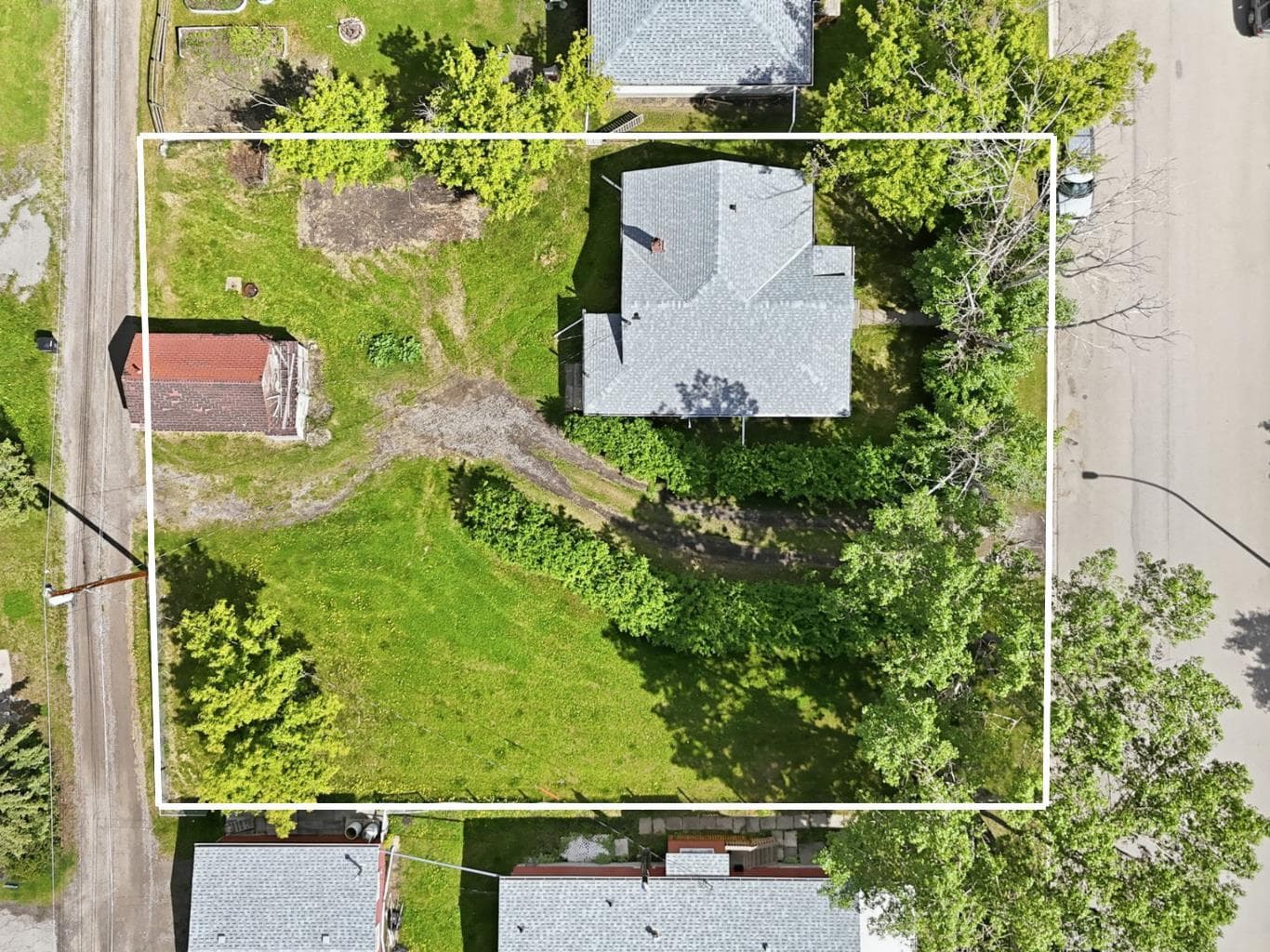 509 1 Street SE — photo 1