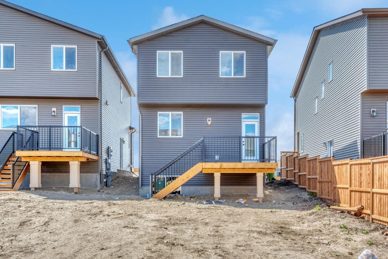 28 Mitchell Way NW — photo 4
