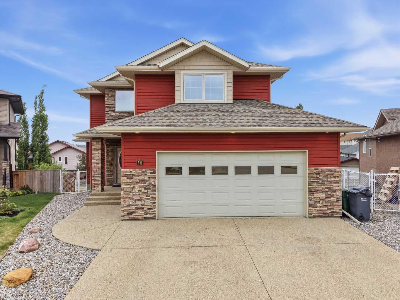 30 Lawson Close — photo 2