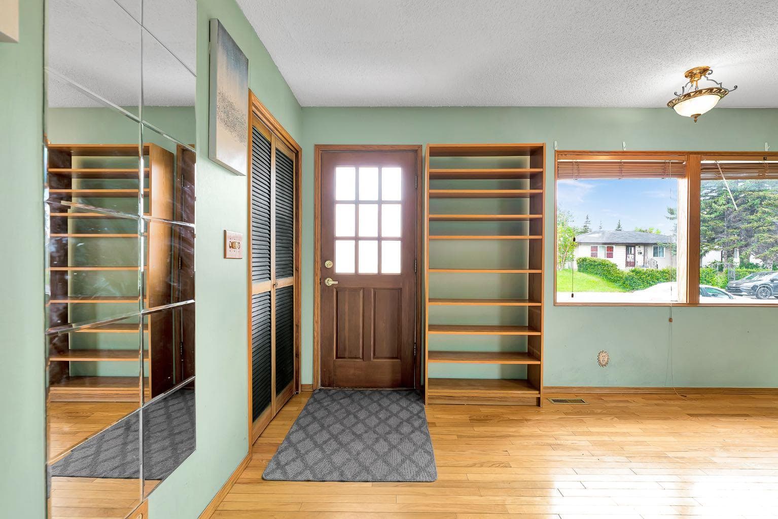 4127 Maryvale Road NE — photo 3