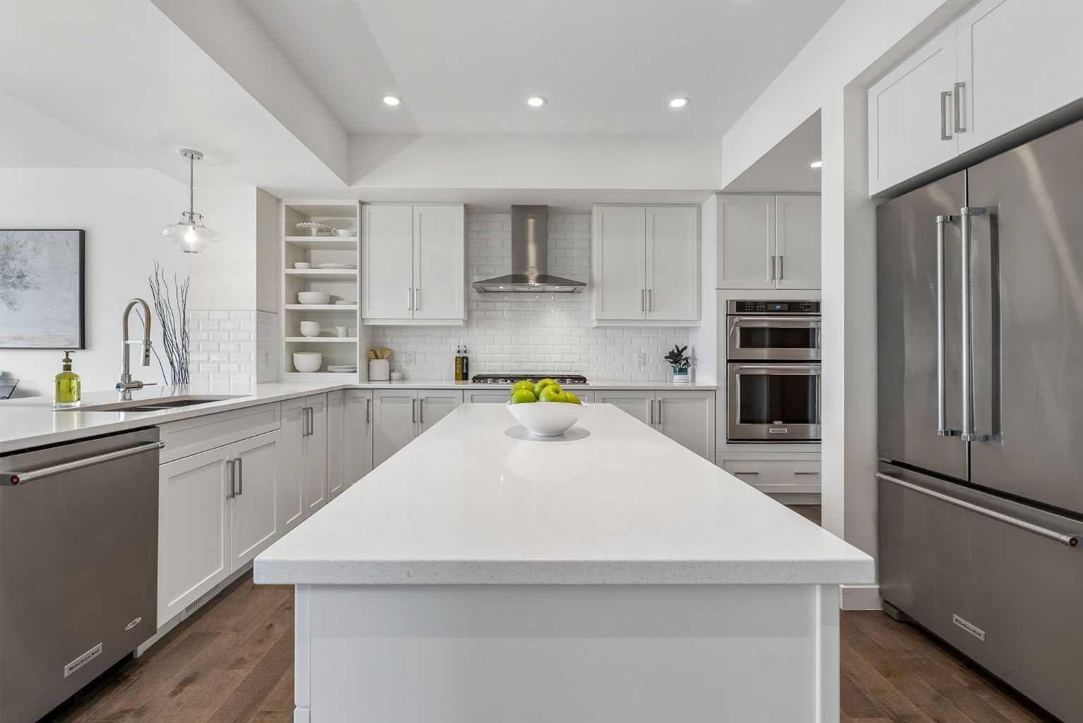 35 Mahogany Park SE — photo 2