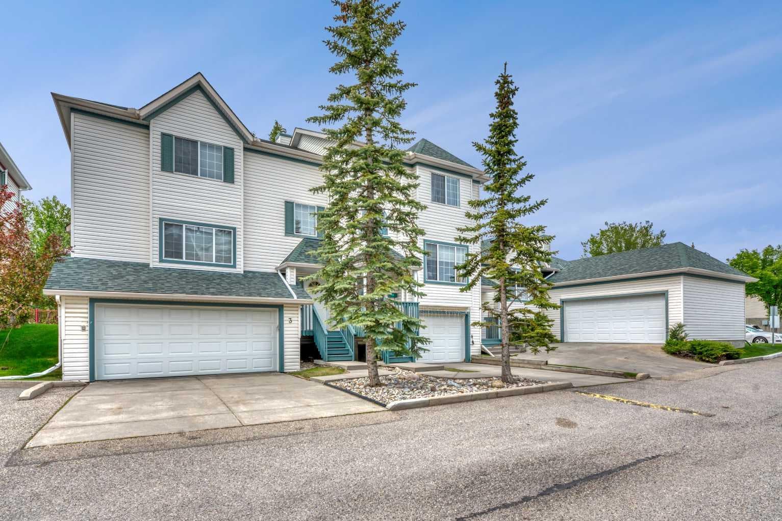 1, 15 Rocky Ridge Gate NW — photo 4