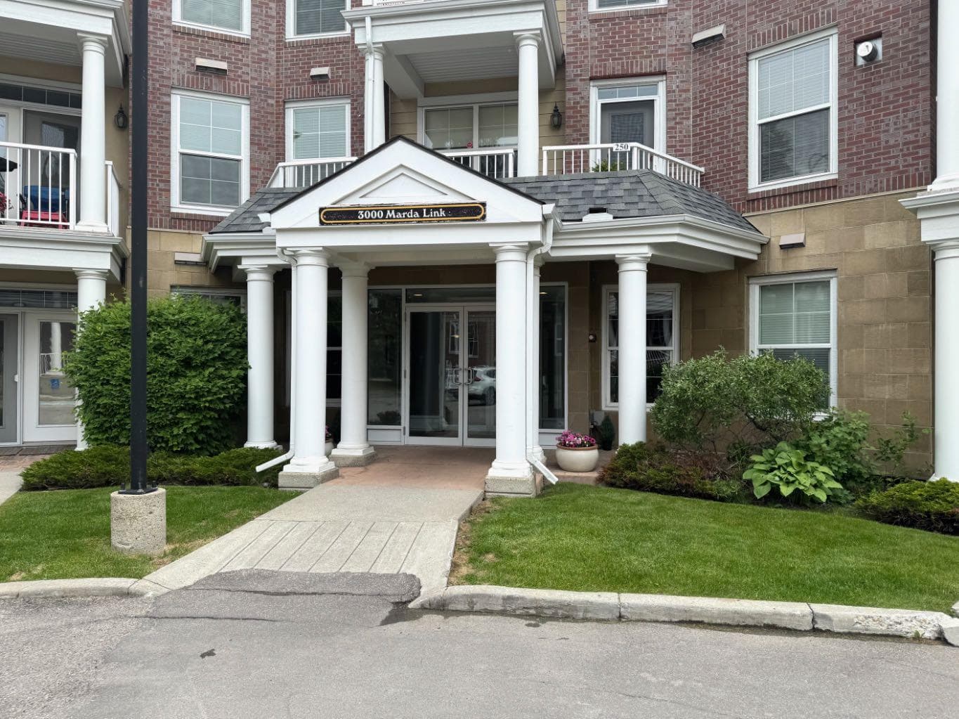 261, 3000 Marda Link SW — photo 1