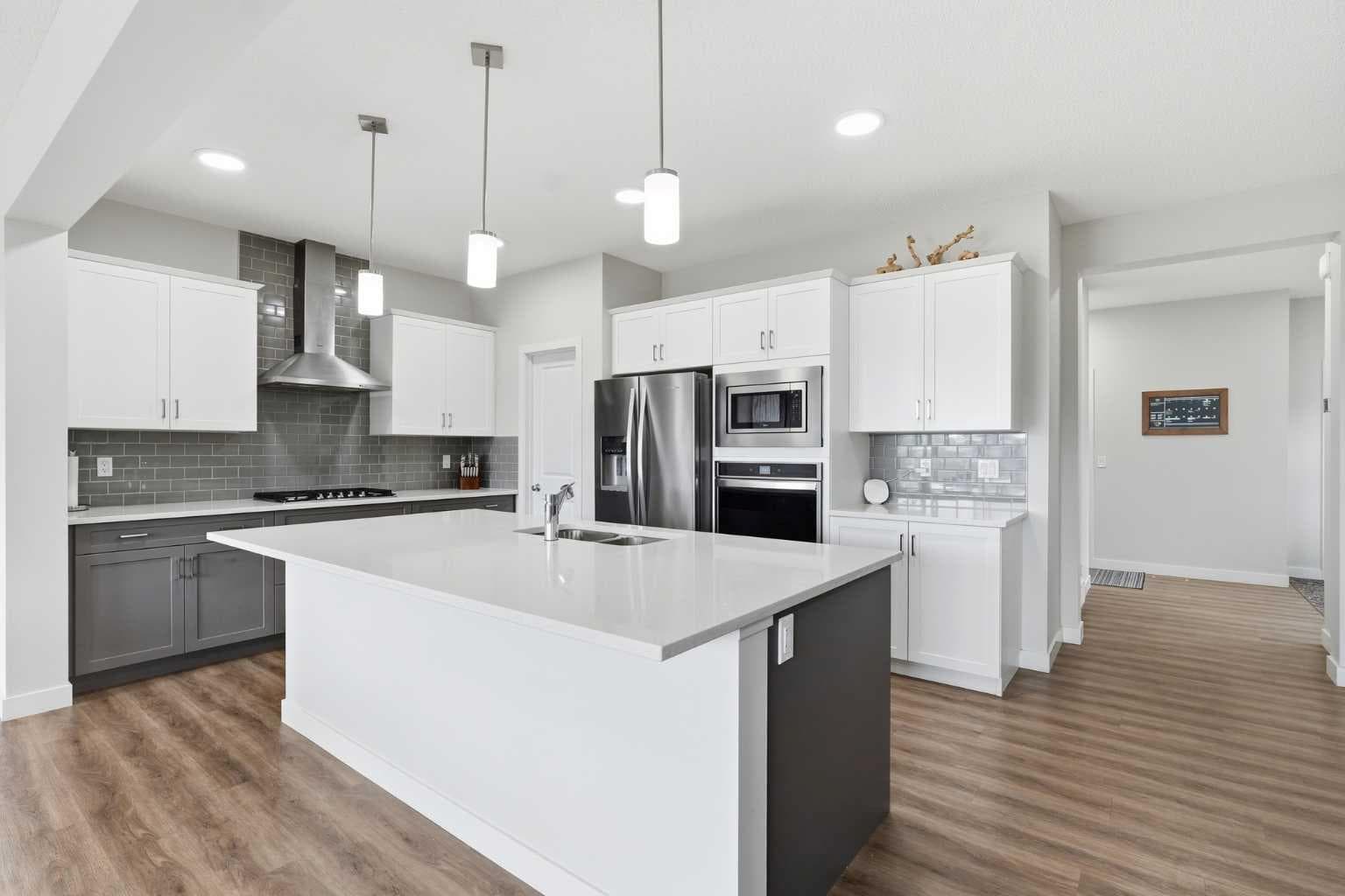 15 Lawrence Green SE — photo 4