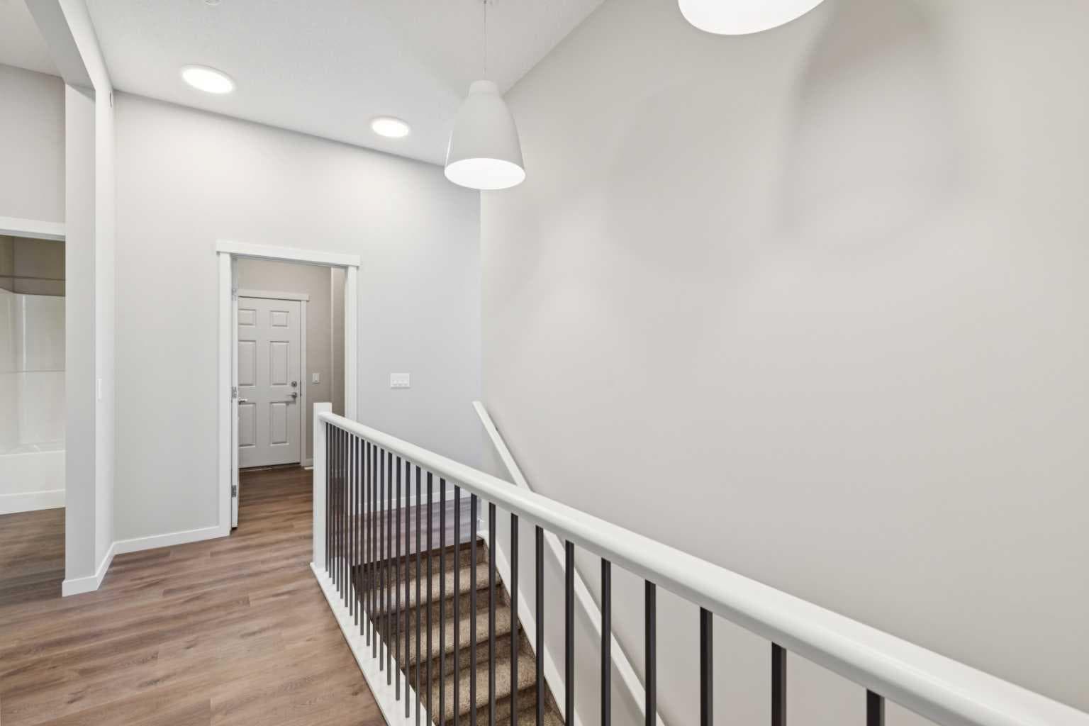 31 Hotchkiss Avenue SE — photo 5