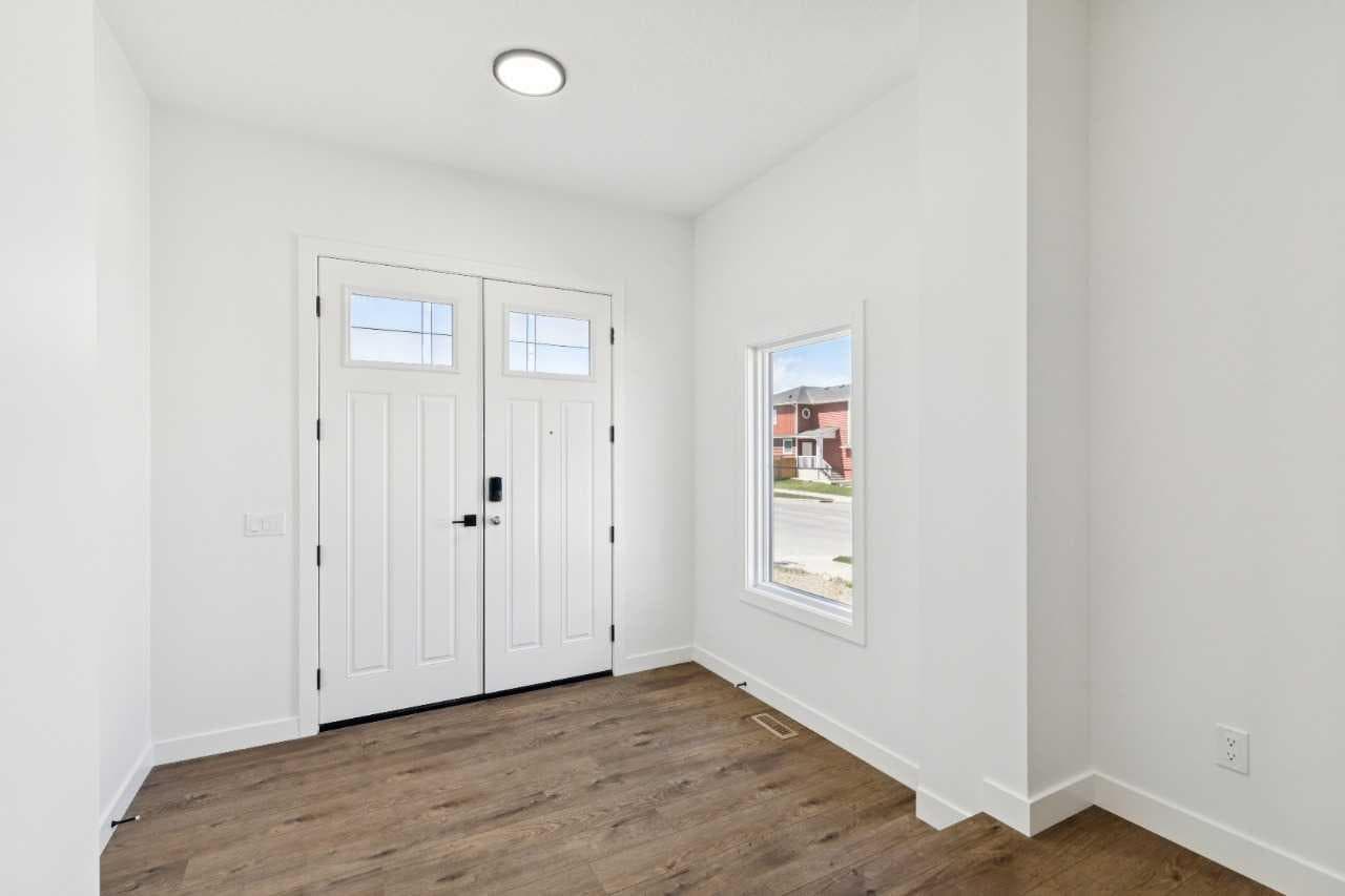 246 Dawson Wharf Rise — photo 5